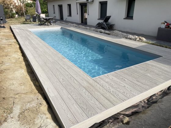 piscine et terrasse composite