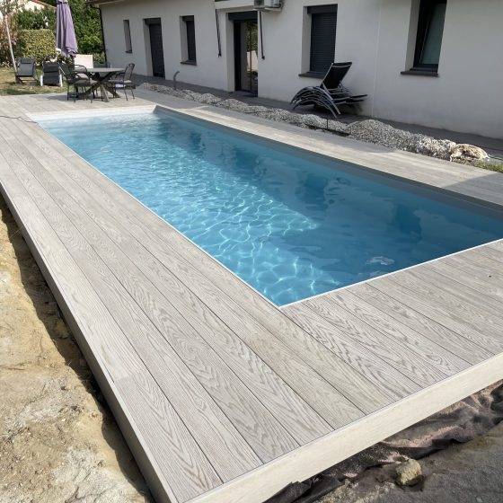 piscine et terrasse composite